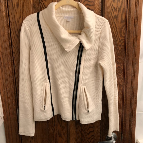 ❌LAST DAY❌New York & Company Zipper Sweater - Picture 2 of 8